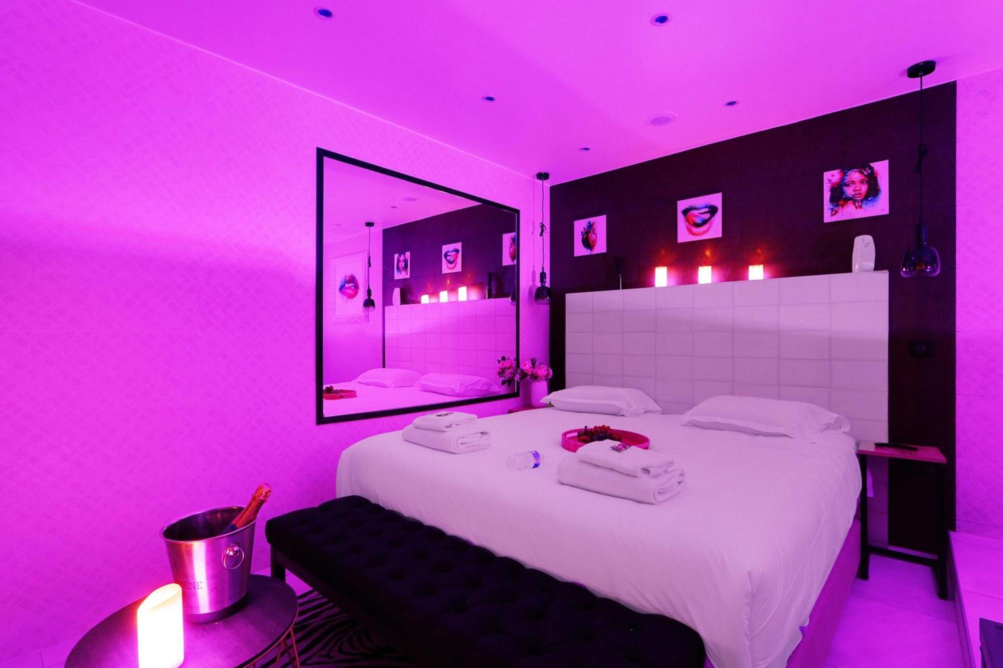 Intimate Apartment With Air Conditioner & Jacuzzi 2Br 6P Montmartre Paris Luaran gambar
