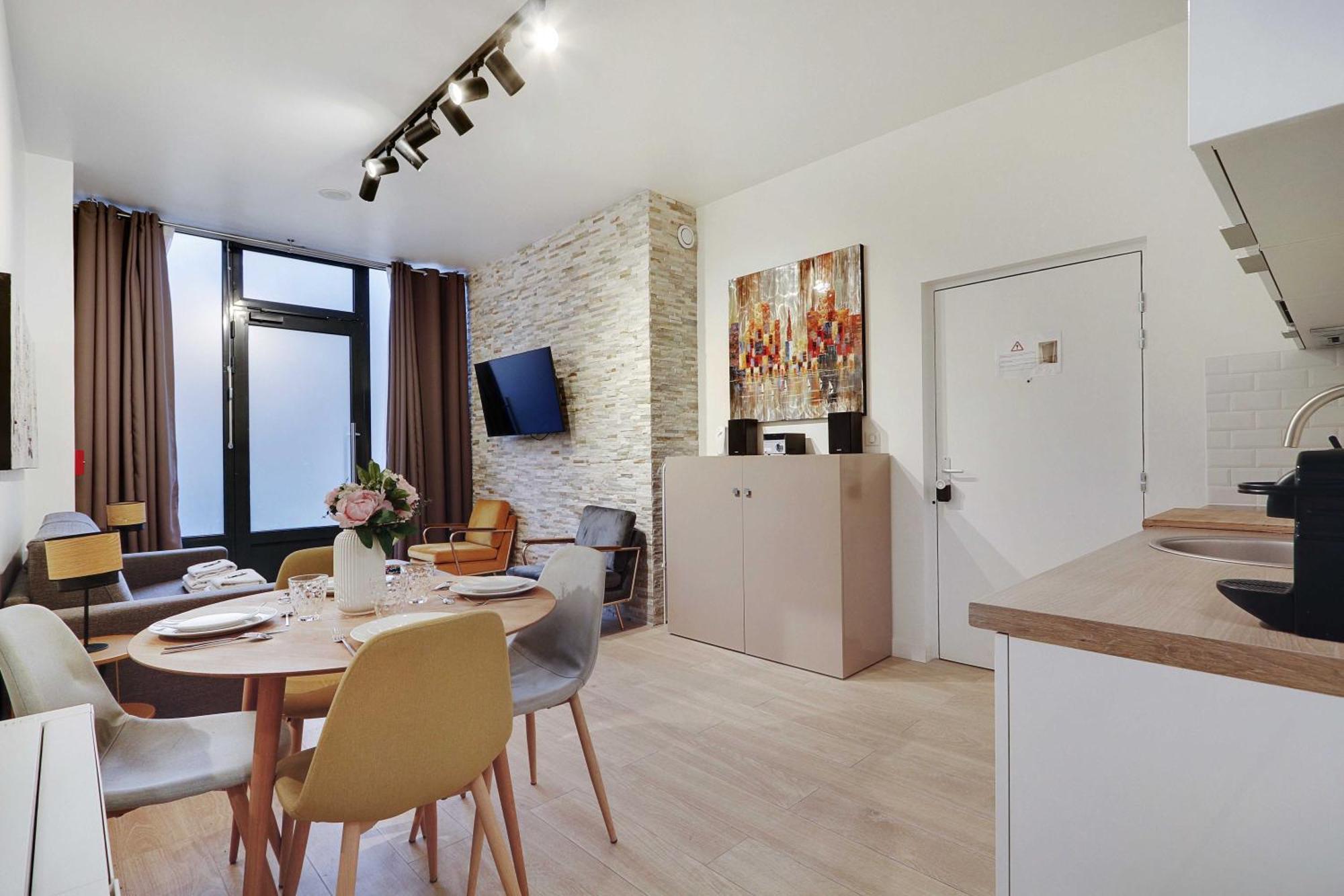 Intimate Apartment With Air Conditioner & Jacuzzi 2Br 6P Montmartre Paris Luaran gambar
