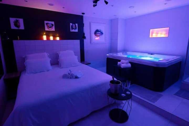 Intimate Apartment With Air Conditioner & Jacuzzi 2Br 6P Montmartre Paris Luaran gambar